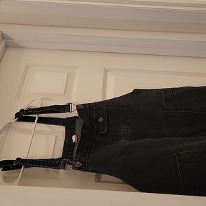 🌞EUC Size XL Black denim overalls